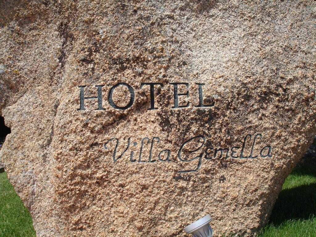 Hotel Villa Gemella บายาซาร์ดิเนีย ภายนอก รูปภาพ